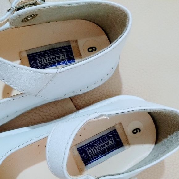 Sold - Picture 4 of 8